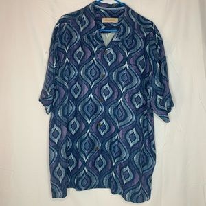 Tommy Bahama 100% silk shirt XL short sleeve button up